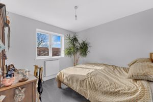 Photo 25- click for photo gallery